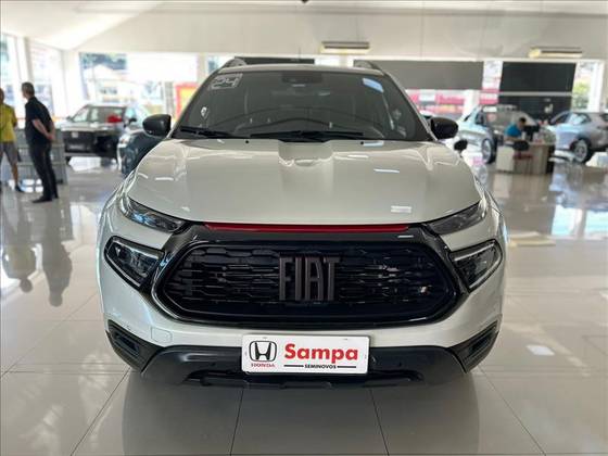 FIAT TORO 2.0 16V TURBO DIESEL ULTRA 4WD AT9 FIAT TORO 2.0 16V TURBO DIESEL ULTRA 4WD AT9